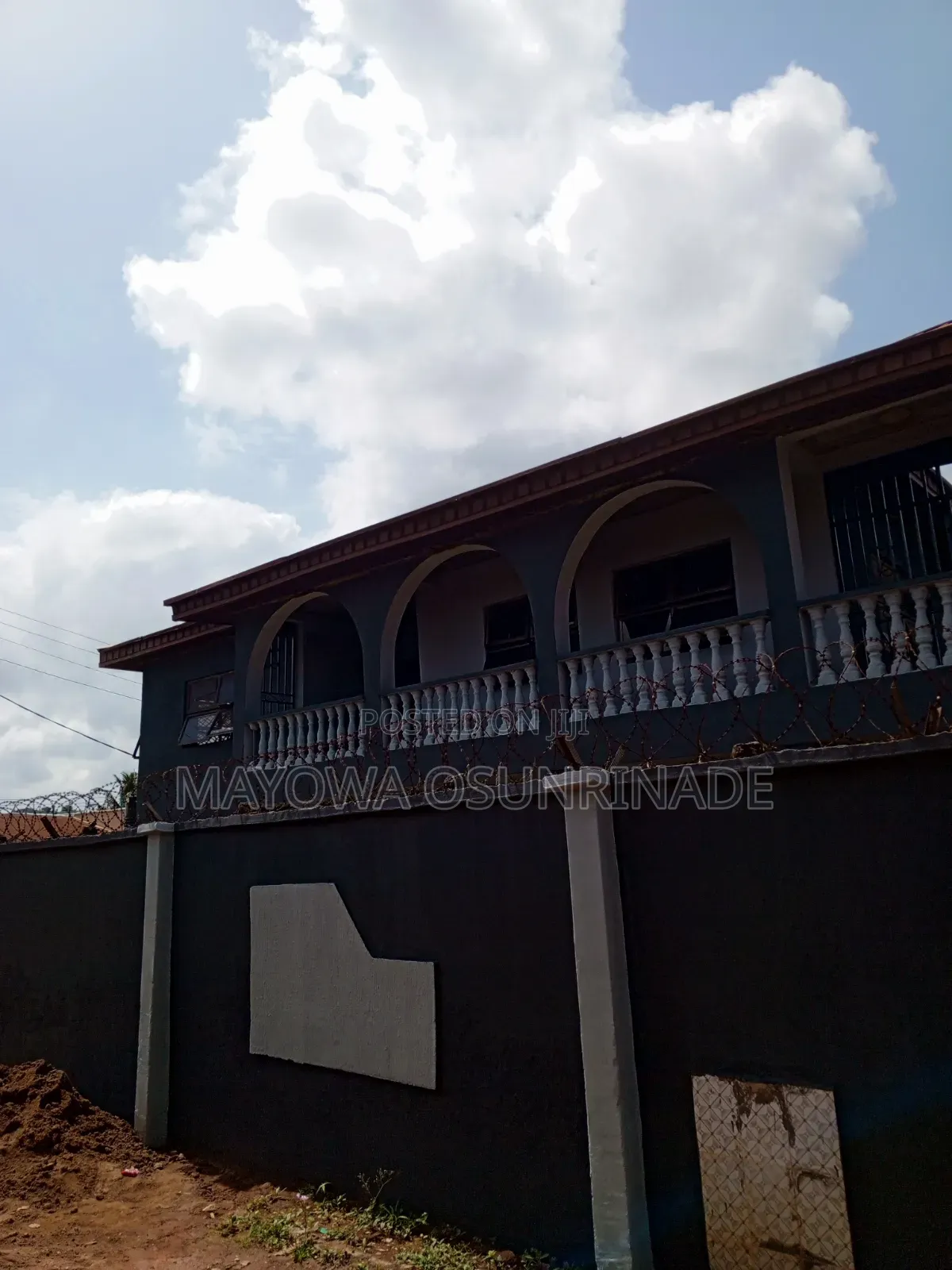 3bdrm Apartment in Ologuneru for rent in Ologuneru
