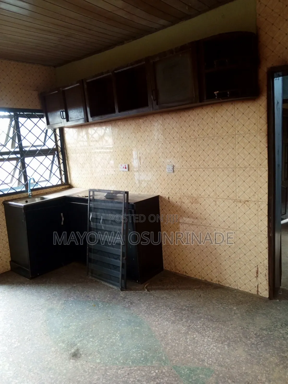 3bdrm Apartment in Ologuneru for rent in Ologuneru