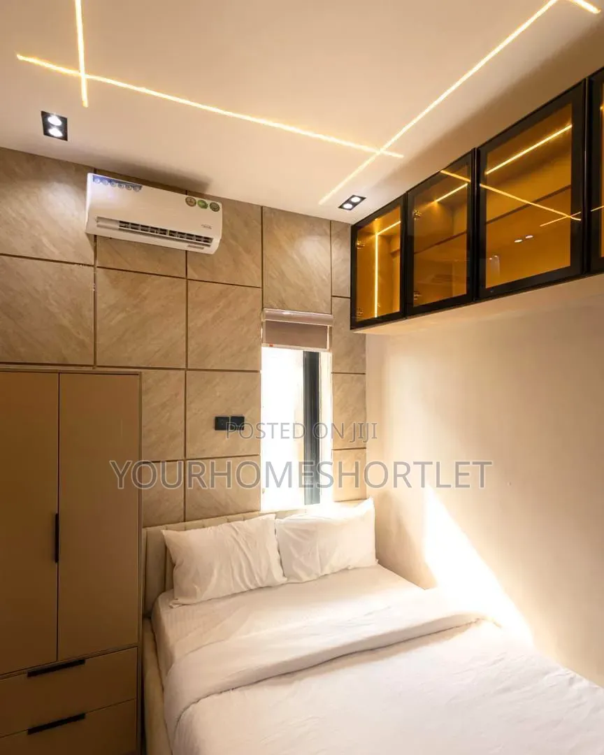 Luxury Studio With Swimming Pool and Gym for Daily/Monthly Deal in Lekki Phase 1