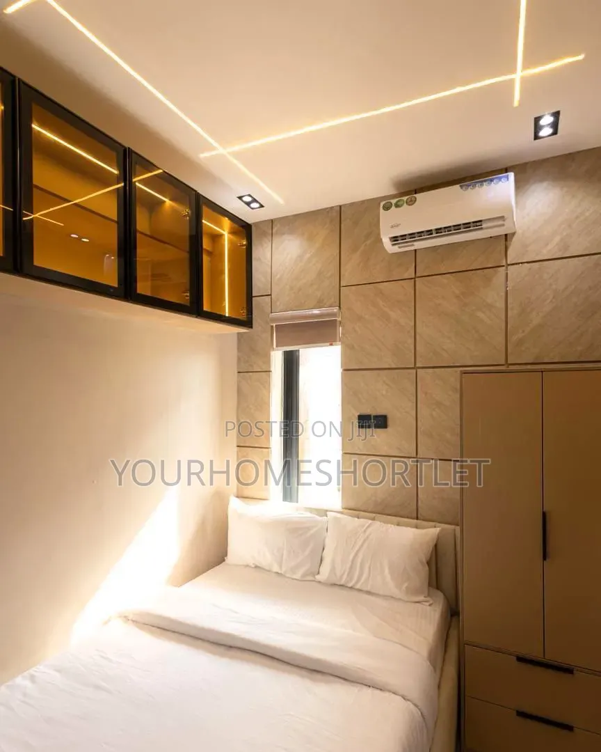Luxury Studio With Swimming Pool and Gym for Daily/Monthly Deal in Lekki Phase 1
