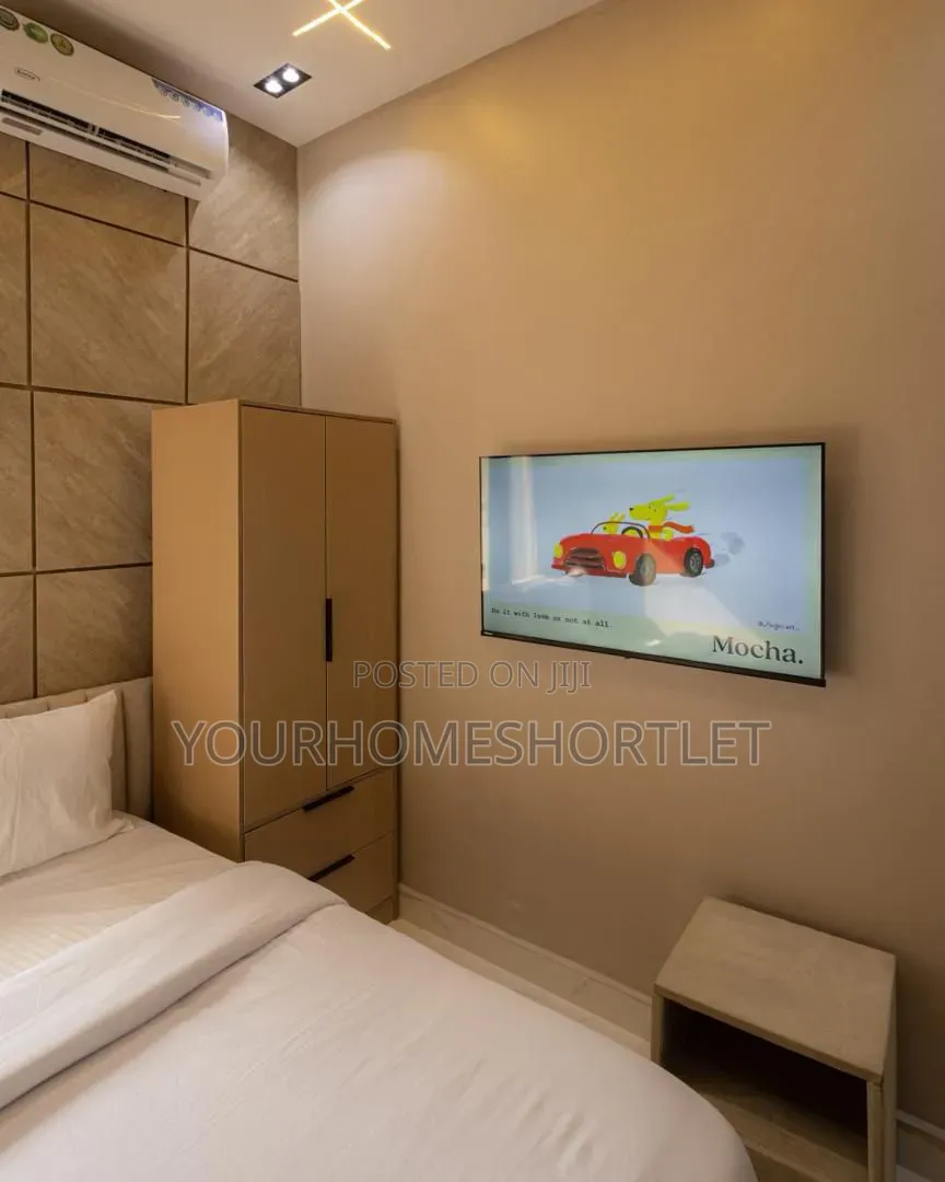 Luxury Studio With Swimming Pool and Gym for Daily/Monthly Deal in Lekki Phase 1
