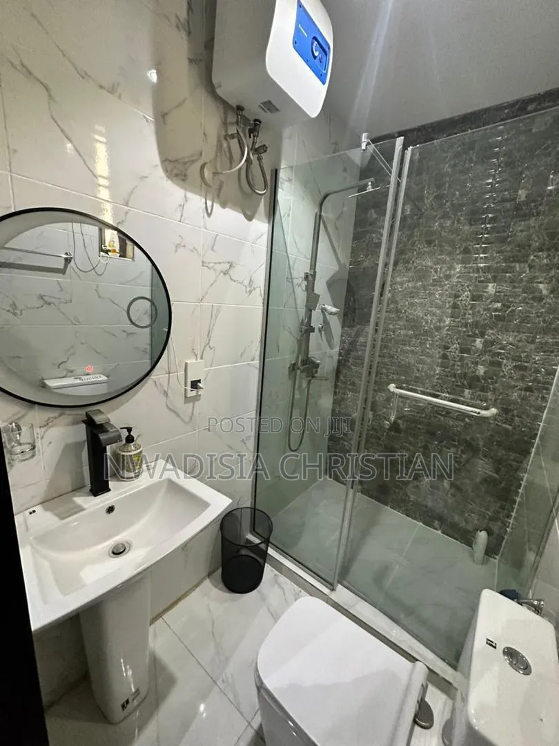 Graceful 5 Bedroom Apartment in Banana Island