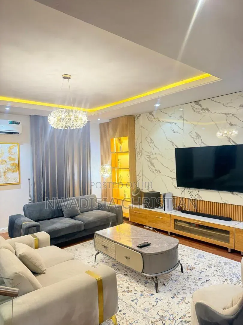 Stylish 3 Bedroom Maisonette Apartment in Lekki Phase 1