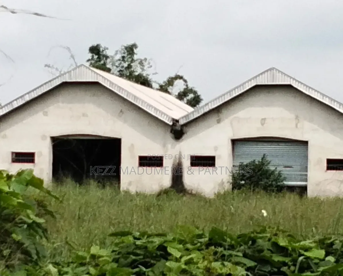 For Sale: Twin Warehouse On 5200 Sqmtrs At Idoro Rd,Uyo Akwa Ibom in Uyo