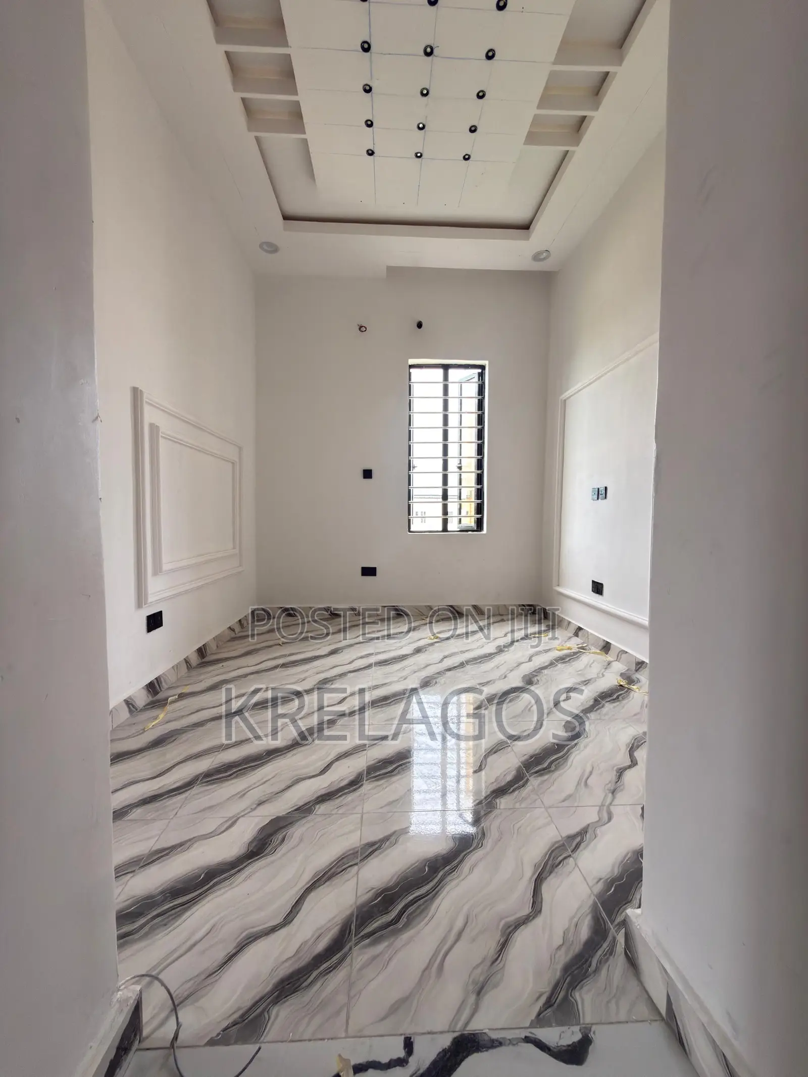 4bdrm Duplex in Ajiwe for sale in Ajiwe