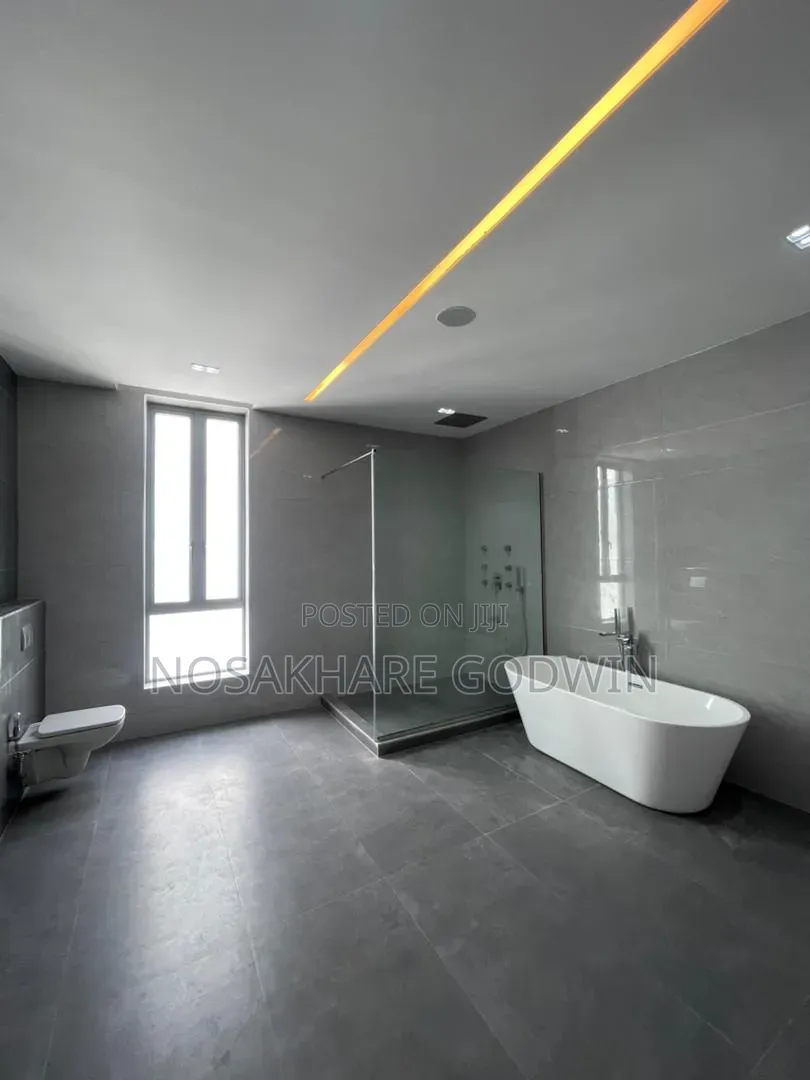 5bdrm Duplex in Ikoyi S.W for sale in Ikoyi S.W