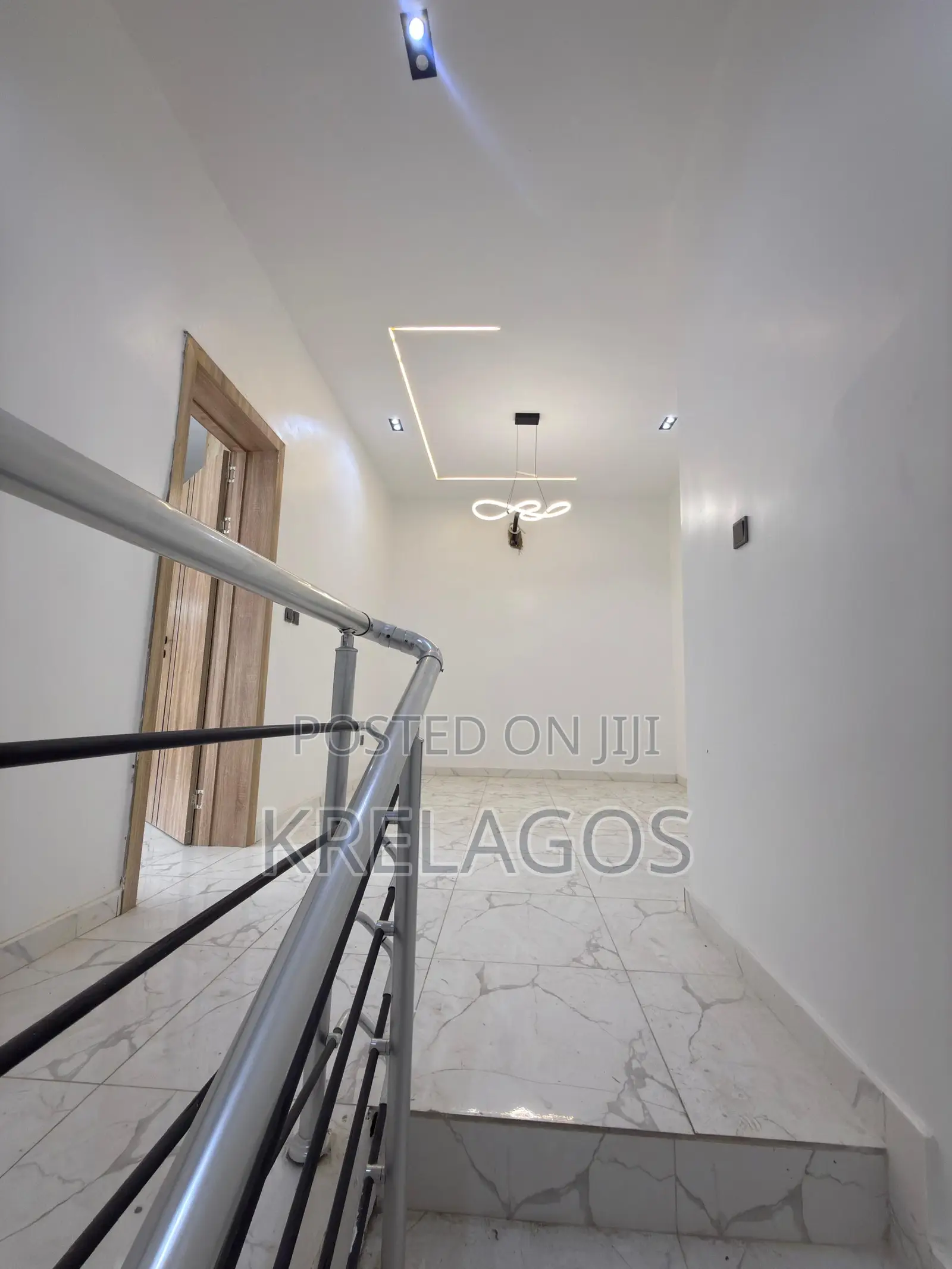 4bdrm Duplex in Ajiwe for sale in Ajiwe
