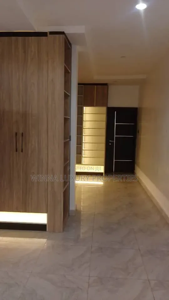 4bdrm Townhouse / Terrace in Peachville Estate, Kaura for rent in Kaura