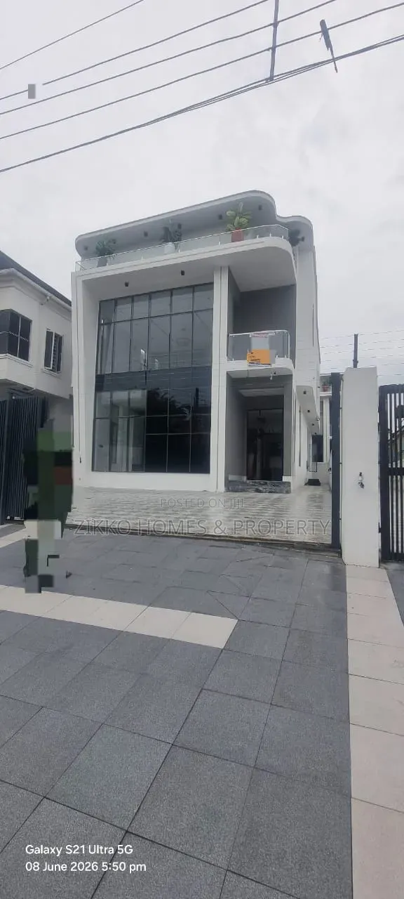5bdrm Duplex in Chevron Toll for sale in Chevron
