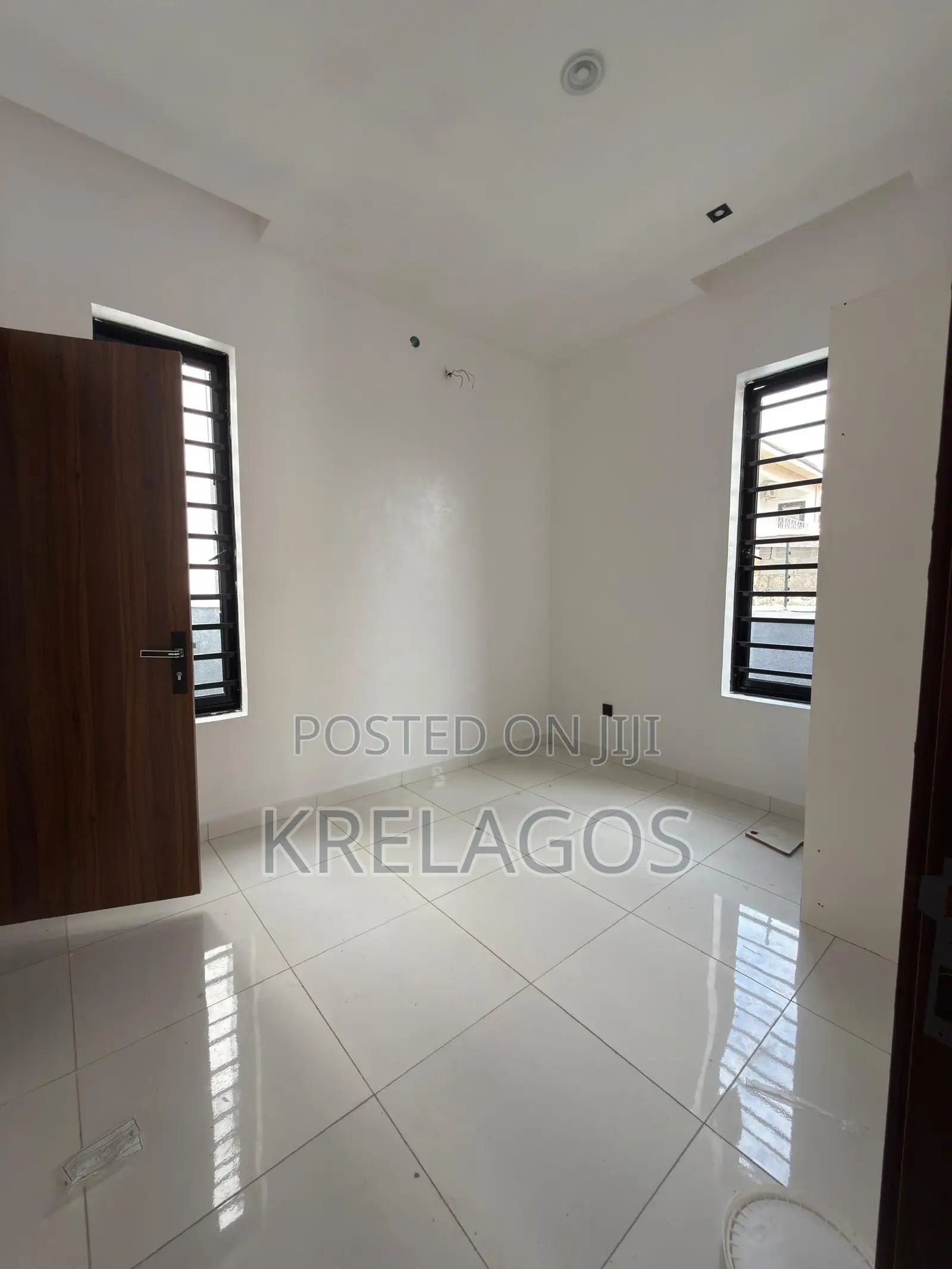 4bdrm Duplex in Olokonla for sale in Olokonla