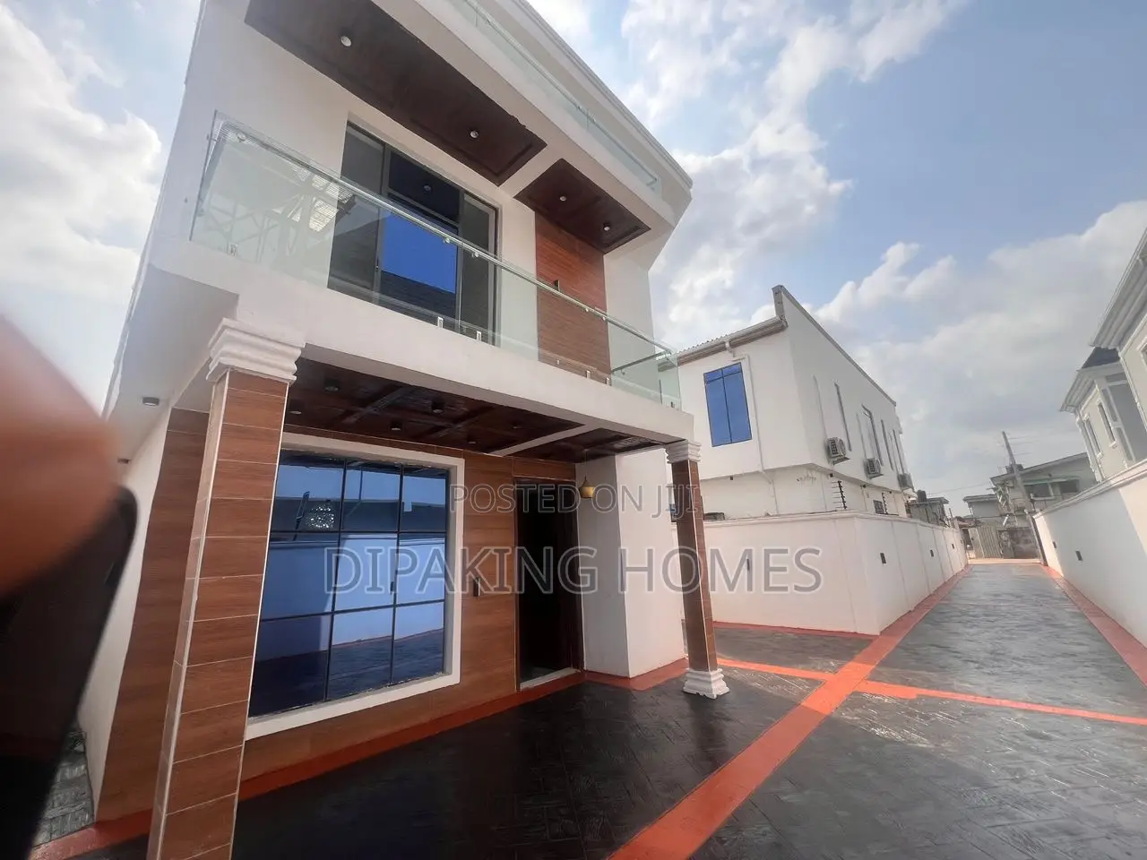 5bdrm Duplex in Ogba for sale in Ogba