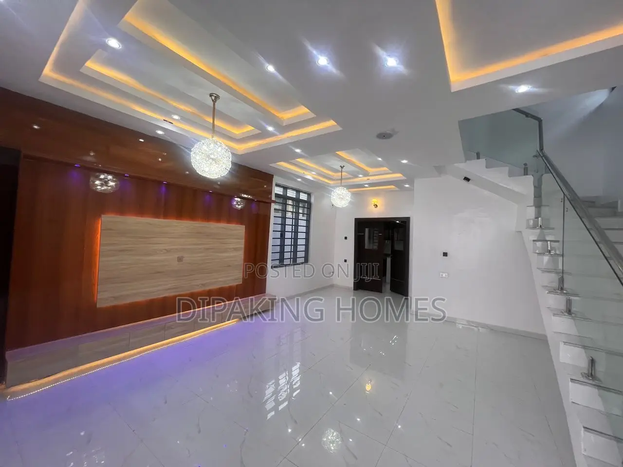 5bdrm Duplex in Ogba for sale in Ogba