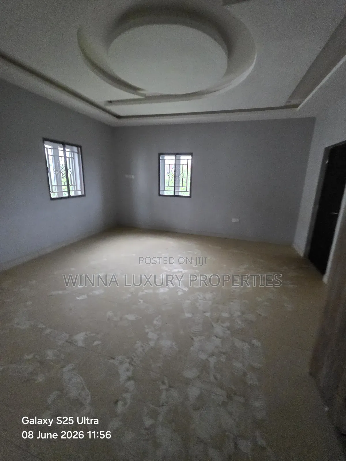 6bdrm Duplex in Manor Estate, Gaduwa for sale in Gaduwa
