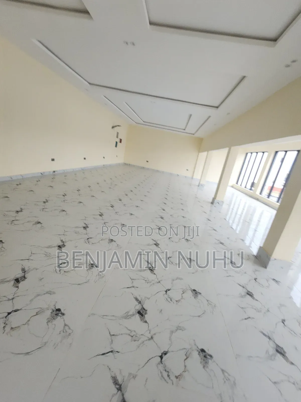 A 178.45sqm on the 1st Floor, With a Show Glass in Olokonla