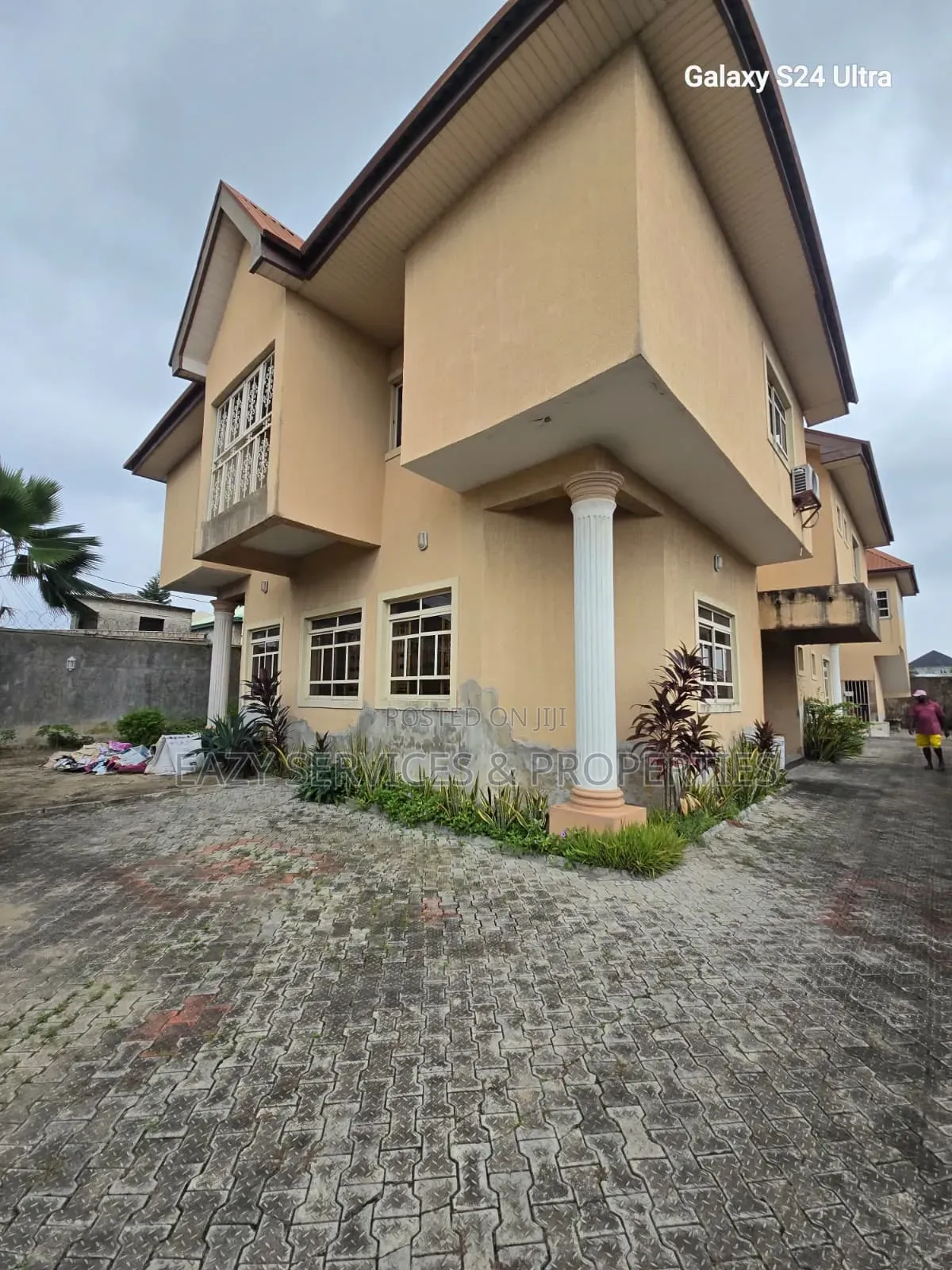 5bdrm Duplex in Gated And Secured, Badore for sale in Badore