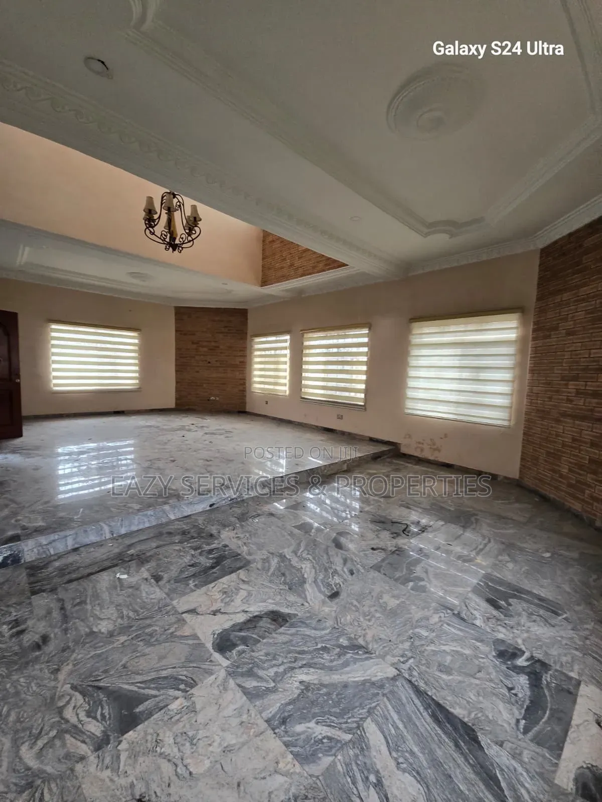 5bdrm Duplex in Gated And Secured, Badore for sale in Badore