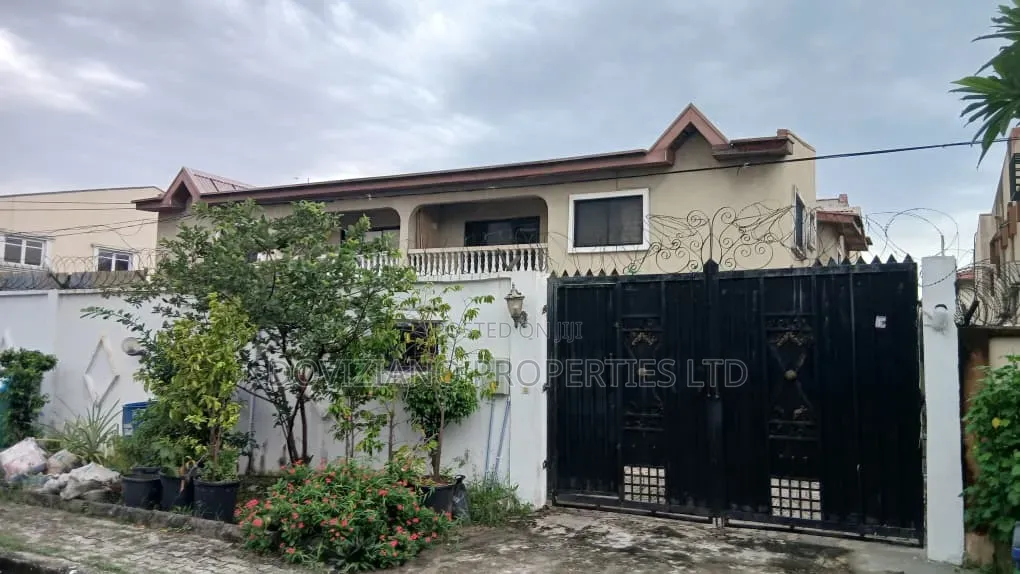 5bdrm Duplex in Lekki Phase 1 for rent in Lekki Phase 1