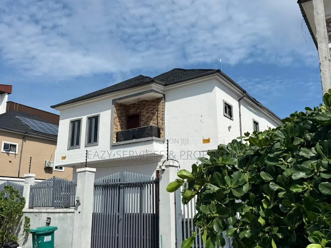 4bdrm Duplex in Gated And Secured, Agungi for rent in Agungi