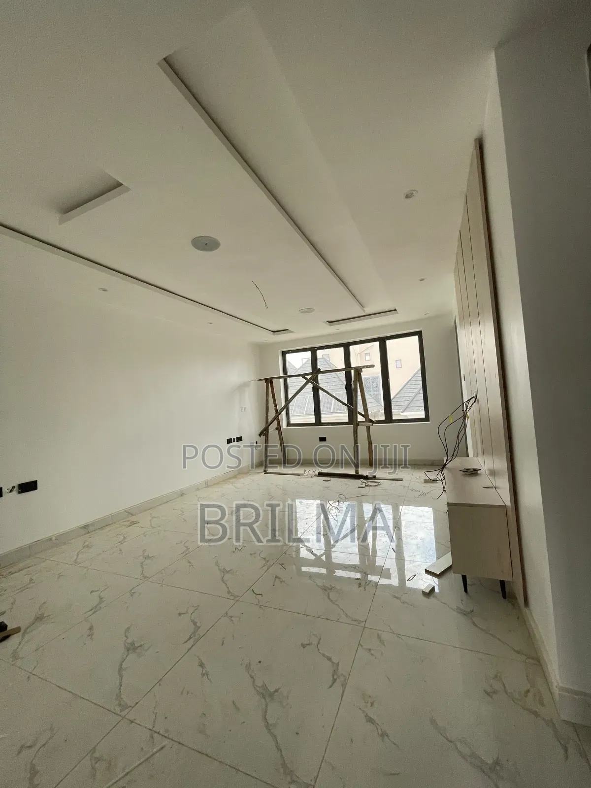 5bdrm Duplex in Jahi for sale in Jahi