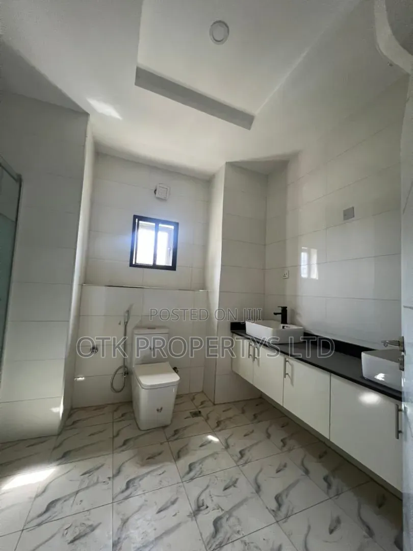 4bdrm Duplex in Jahi, Kubwa for sale in Kubwa