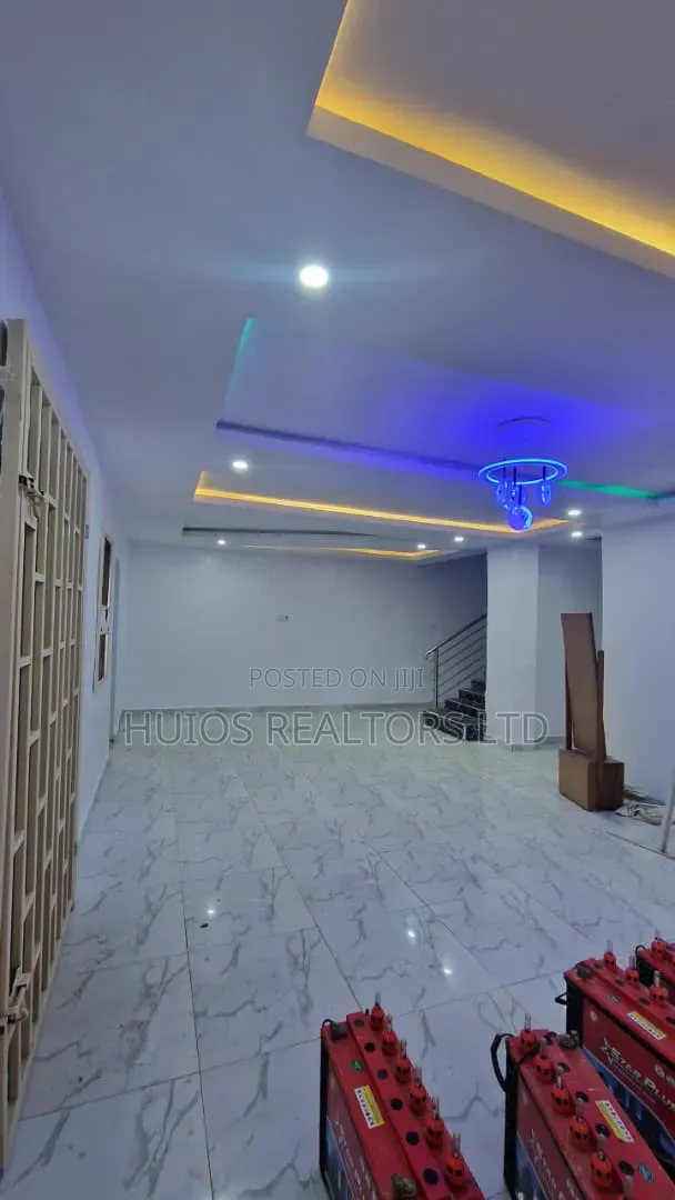 4bdrm Duplex in Emmanuel Estate, Jericho for sale in Jericho