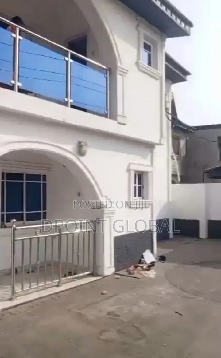 6bdrm Block of Flats in In Estate, Ikotun / Ikotun/Igando for sale in Ikotun / Ikotun/Igando