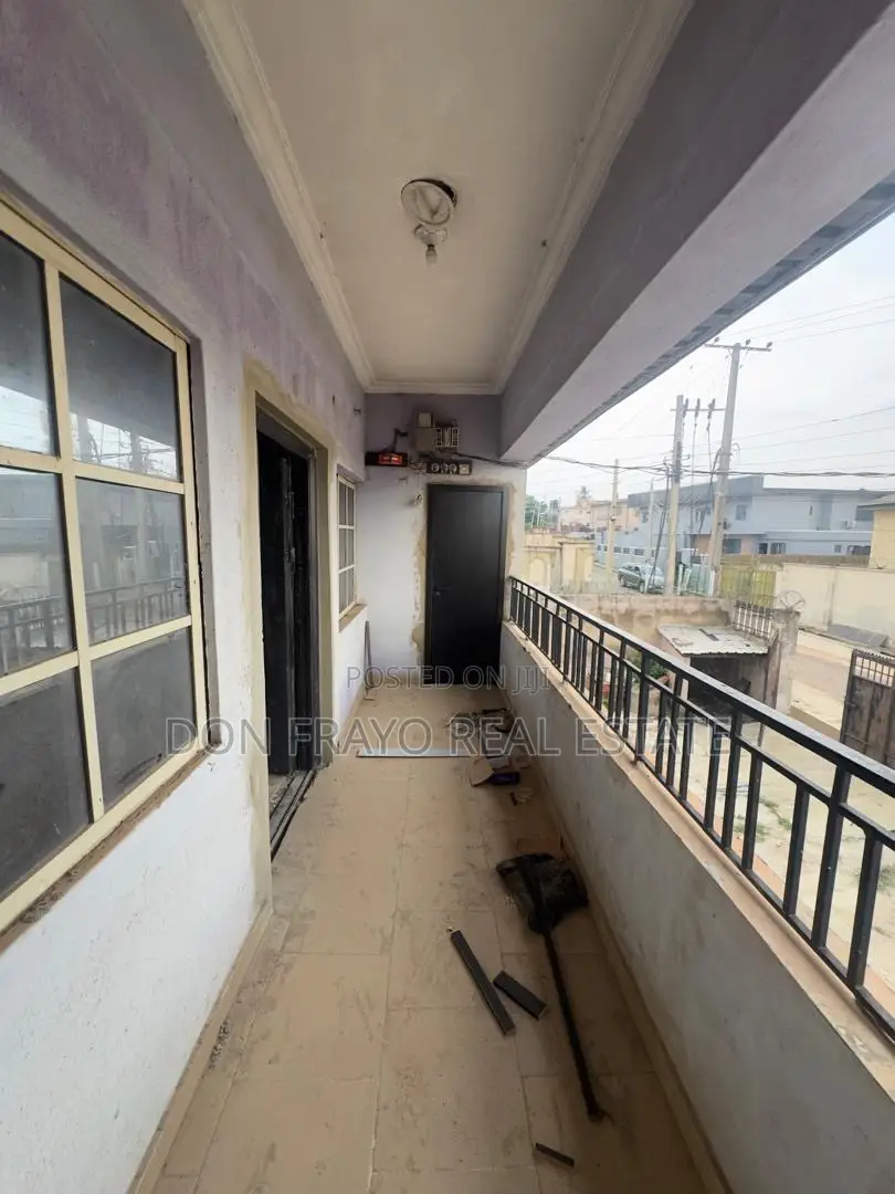 3bdrm Apartment in Ikolaba Main Estate, Agodi for rent in Agodi