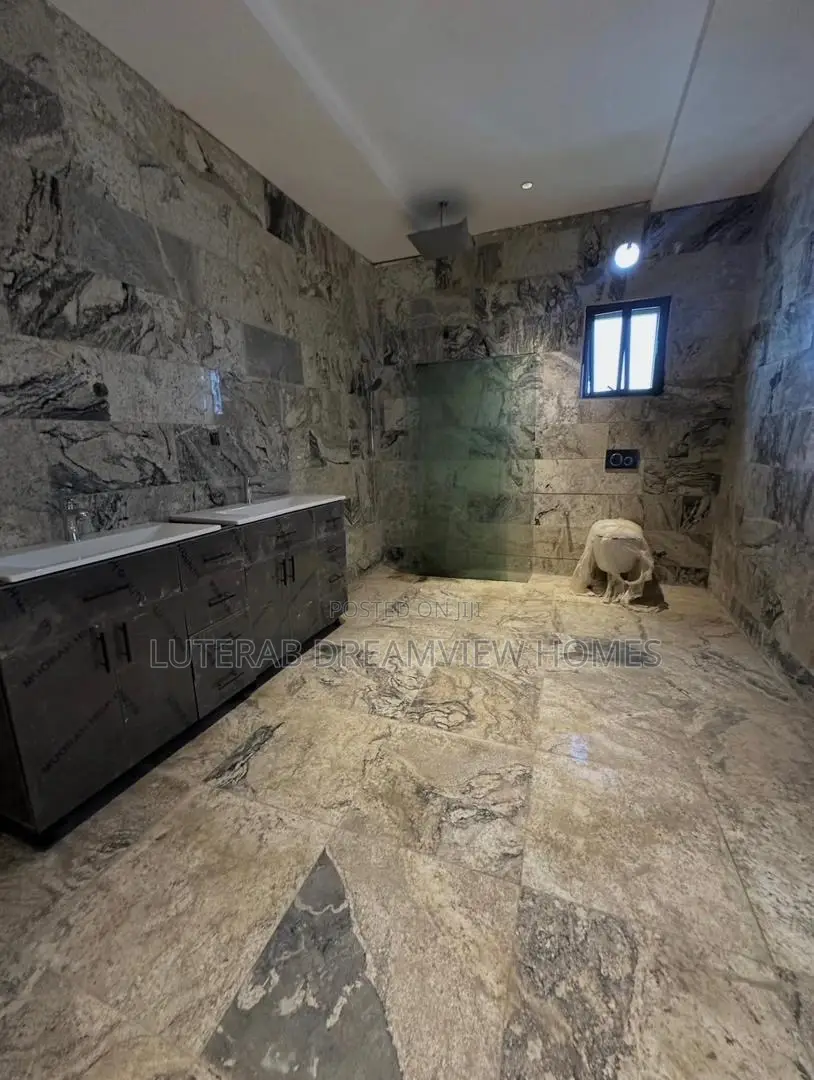 5bdrm Duplex in Katampe Extension for sale in Katampe Extension