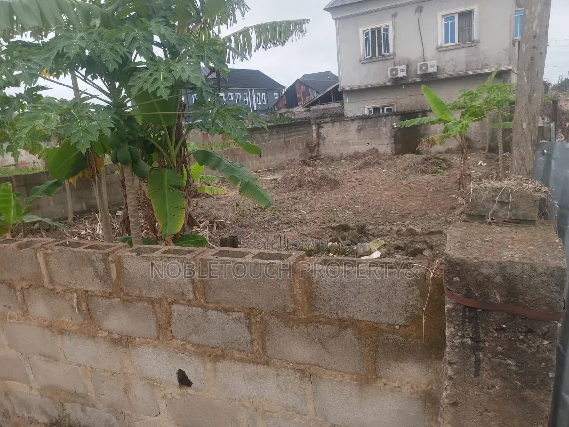 Quarter Dry Land at Abaranje Ikotun Lagos in Abaranje