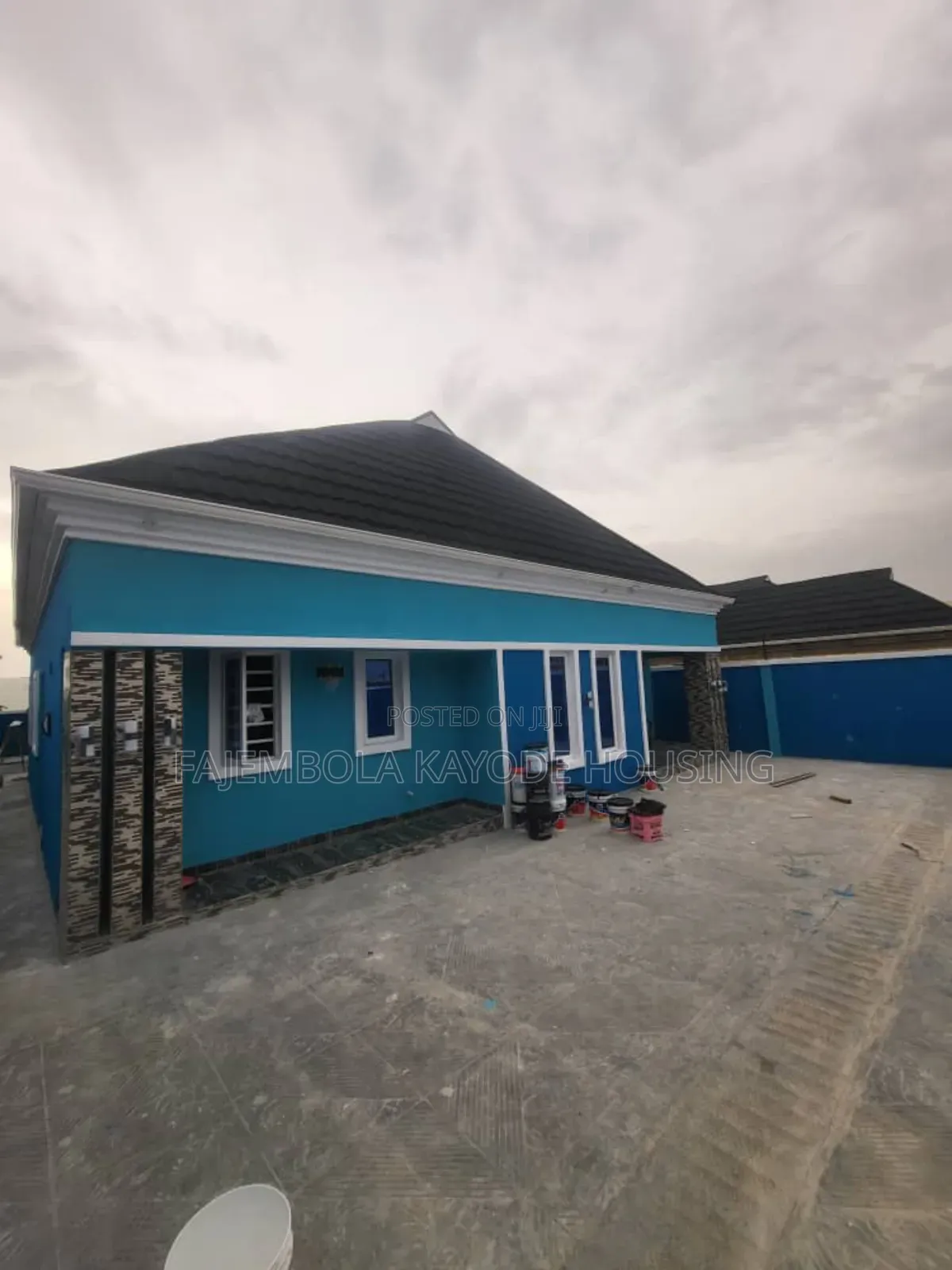 3bdrm Bungalow in Unity Estate for sale in Oluyole Estate