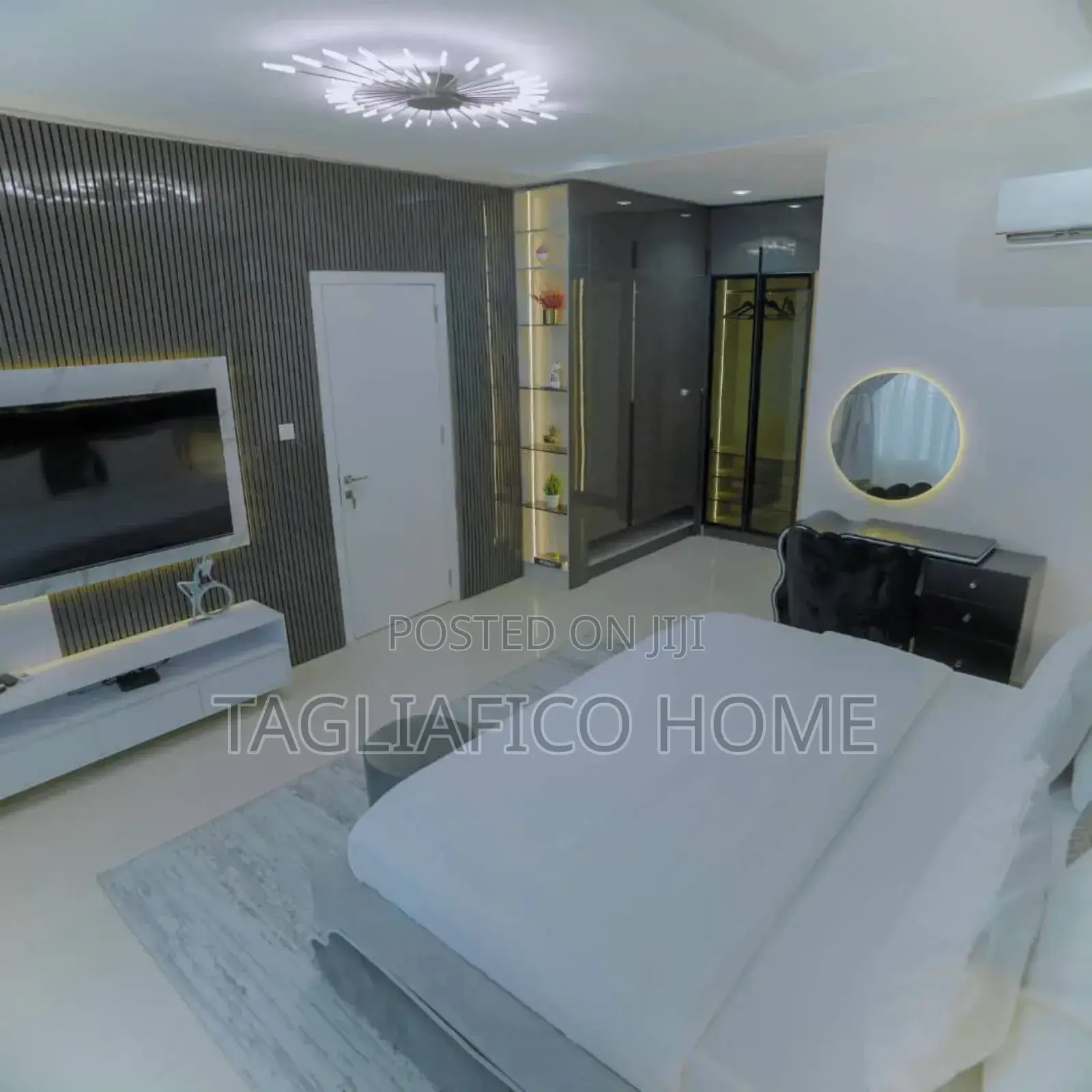 Royal: 4 Bedroom Apartment in Adeola Odeku