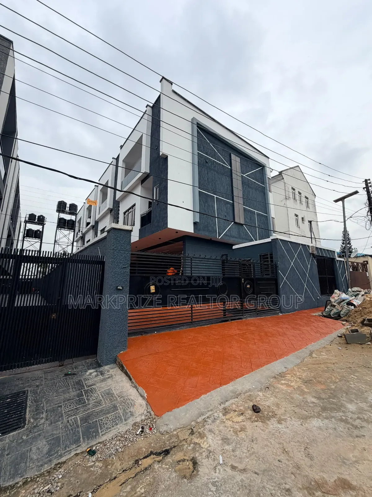 4bdrm Duplex in Opebi Ikeja for sale in Opebi