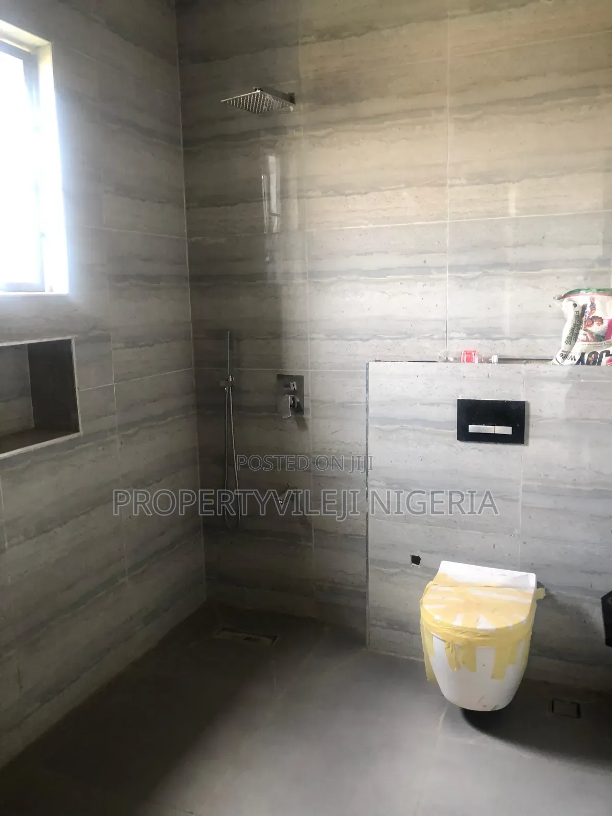 4bdrm Duplex in Utako for sale in Utako