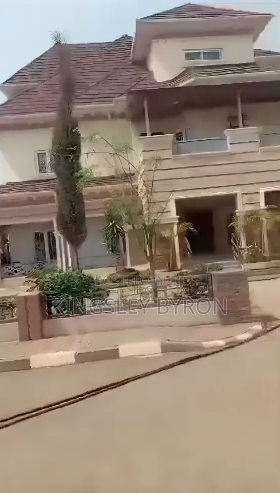 10 Units Mini Estate Maitama Main 5-bedroom Duplex With Bq in Maitama