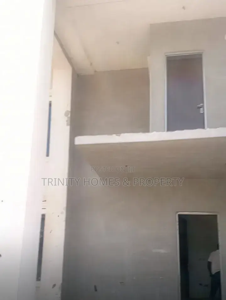 6bdrm Duplex in Faplins Estate,, Galadimawa for sale in Galadimawa