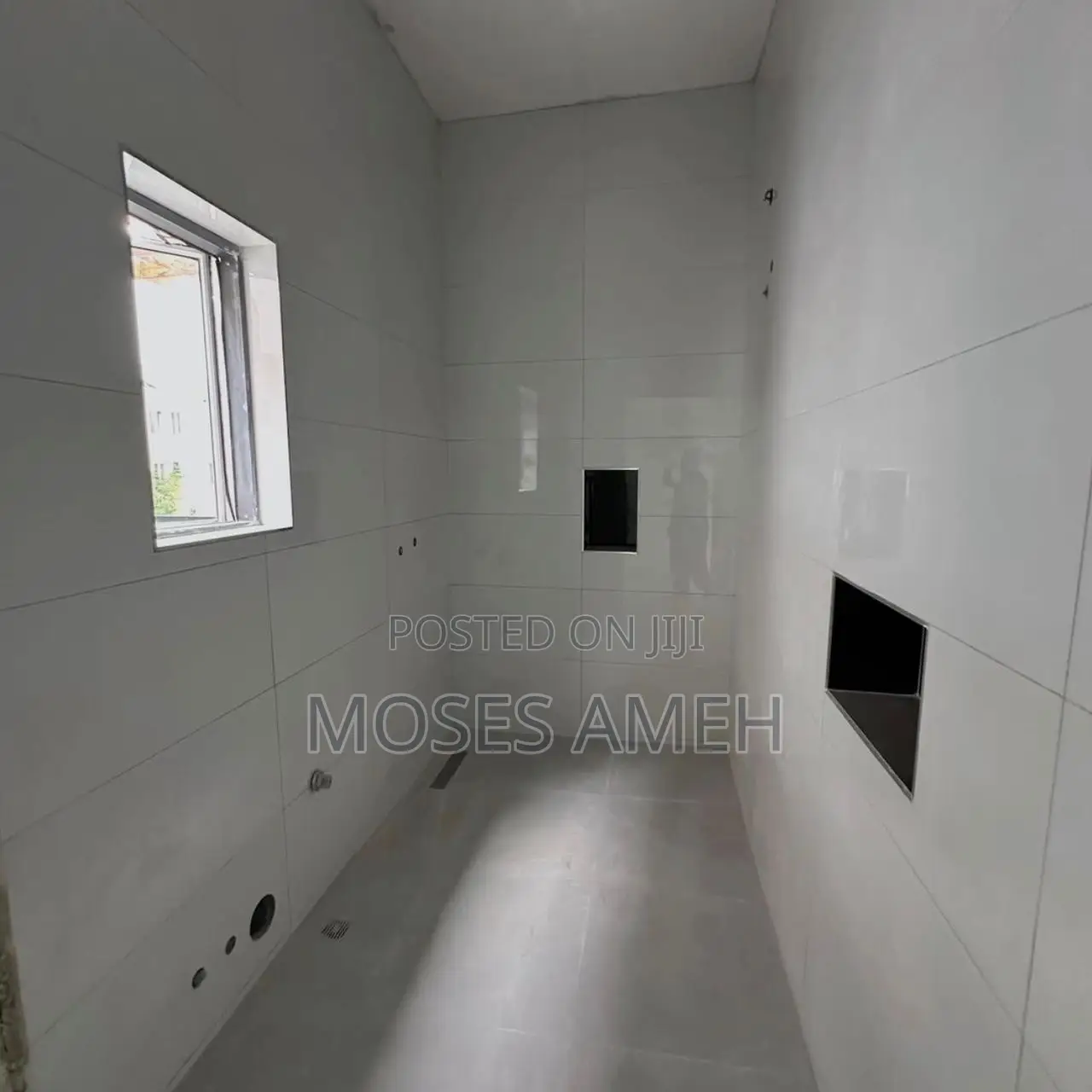 4bdrm Townhouse/Terrace in Utako for sale in Utako
