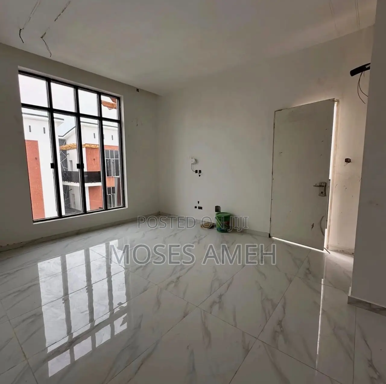4bdrm Townhouse/Terrace in Utako for sale in Utako