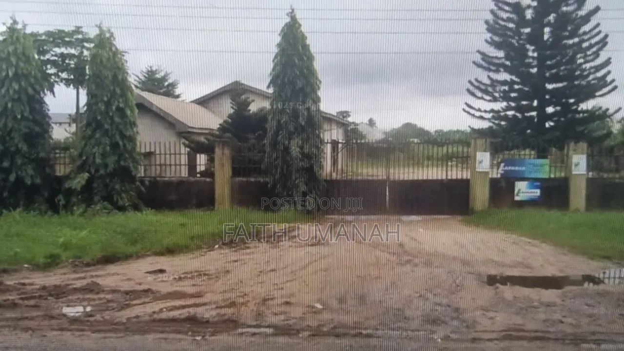 Land With Structure in Uyo in Uyo