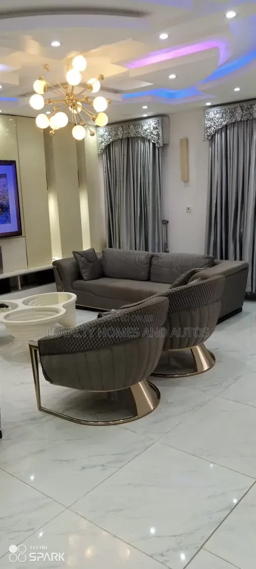 Furnished 5bdrm Duplex in GRA Phase 1 for sale in GRA Phase 1
