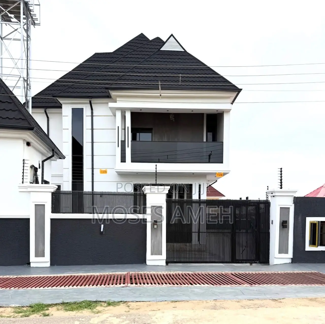4bdrm Townhouse/Terrace in Apo Resettlement for sale in Apo Resettlement