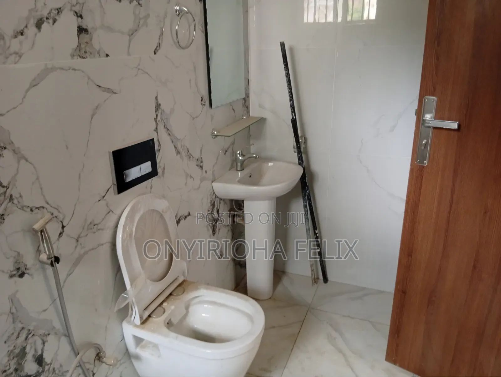 4bdrm Townhouse / Terrace in Trance Life Camp for rent in Life Camp