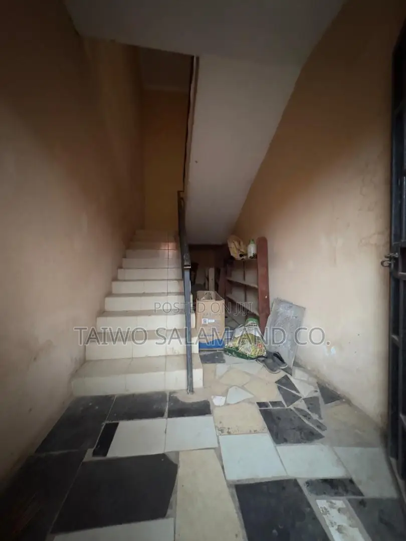 4bdrm Duplex in Akobo for sale in Akobo