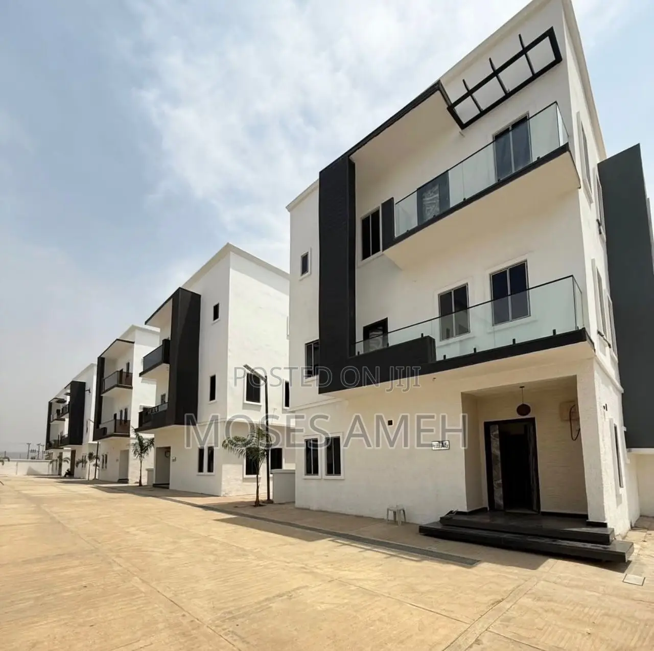5bdrm Duplex in Jahi for sale in Jahi