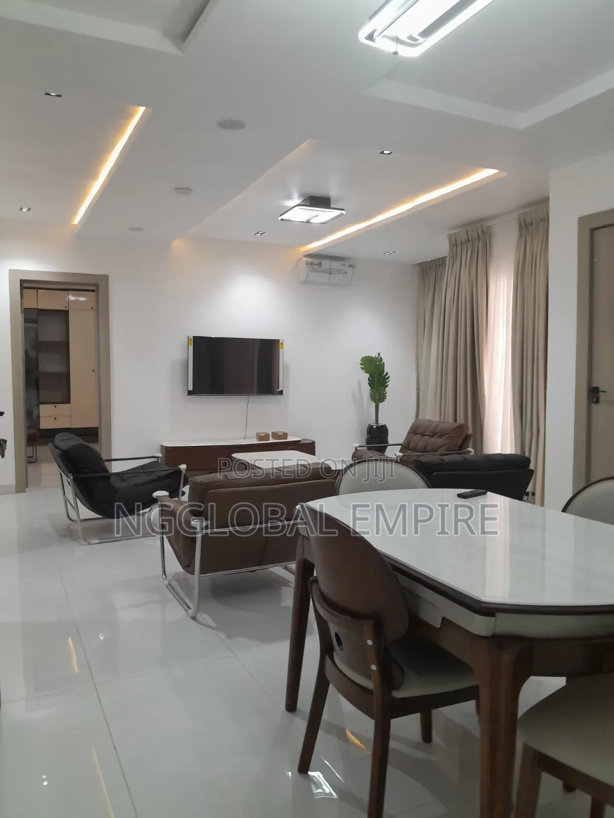 Furnished 2bdrm Apartment in Lekki Phase 1 for sale in Lekki Phase 1
