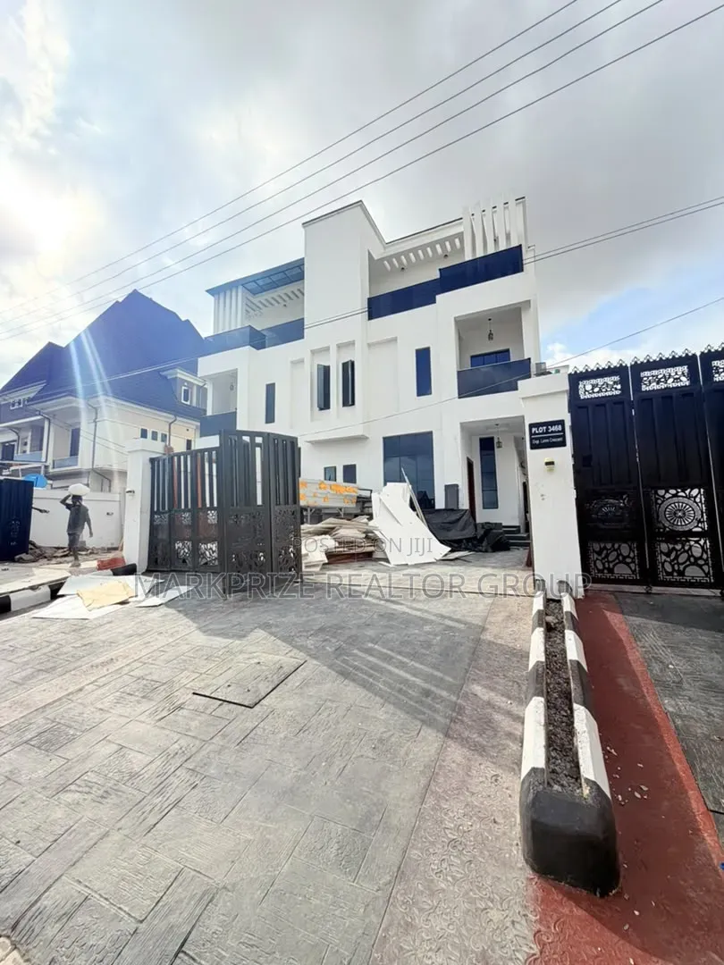 4bdrm Duplex in Amuwo Odofin Lagos for sale in Ibeshe / Amuwo-Odofin