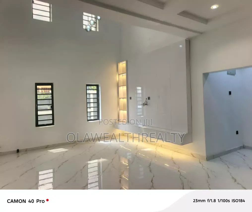 4bdrm Maisonette in Bodija for sale in Bodija