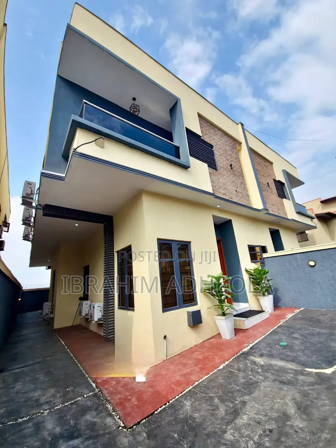 4bdrm Duplex in Maryland, Mende for sale in Mende