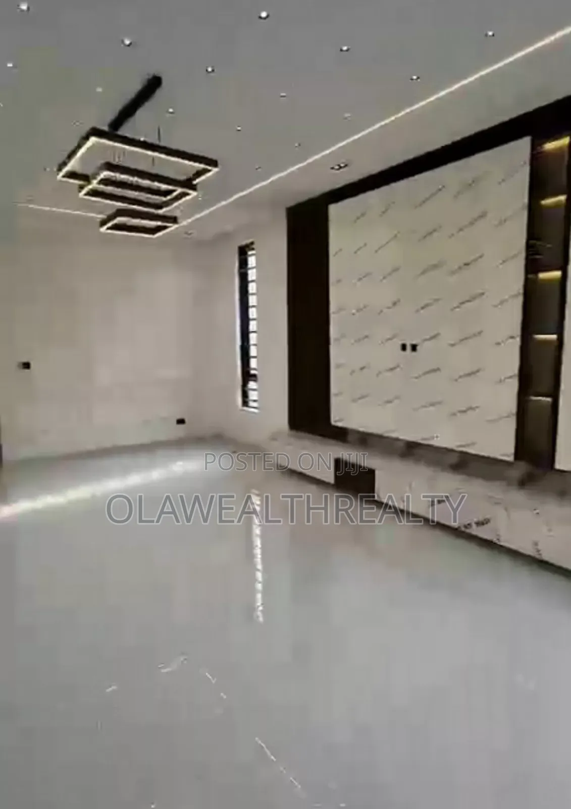 4bdrm Duplex in Off Lekki-Epe Expressway for sale in Off Lekki-Epe Expressway