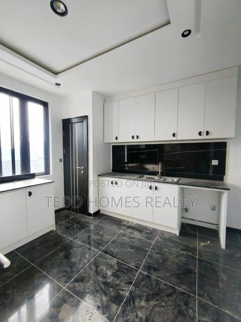 3bdrm Apartment in Ikate for rent in Ikate