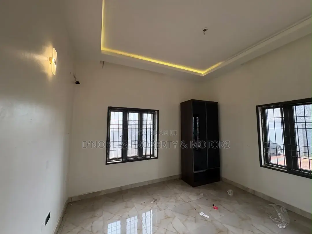 2bdrm Block of Flats in Wuye for rent in Wuye